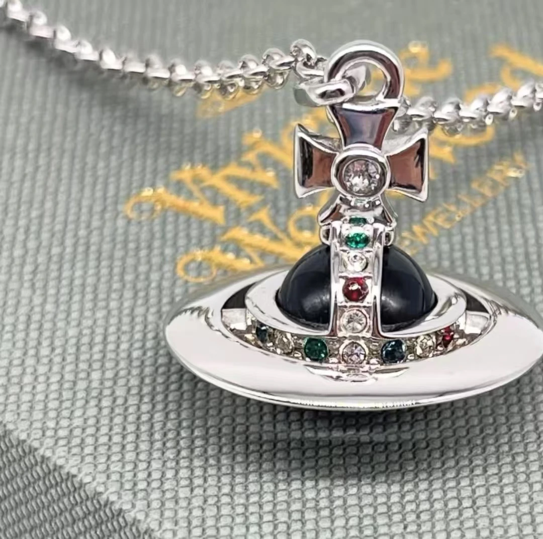 Vivienne Westwood New Small Orb 大号立体土星吊坠 黄铜 项链 男女同款情侣款 枪灰色 商品