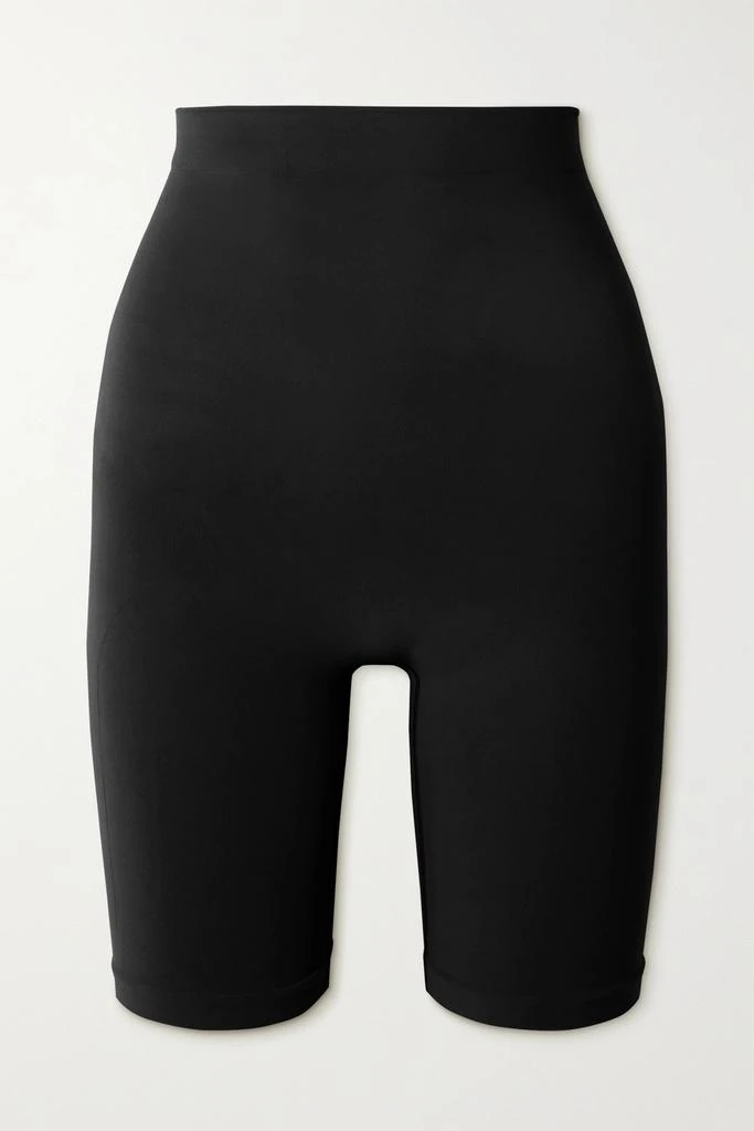 商品SKIMS|无缝塑形短裤（颜色：onyx）,价格¥163,第1张图片