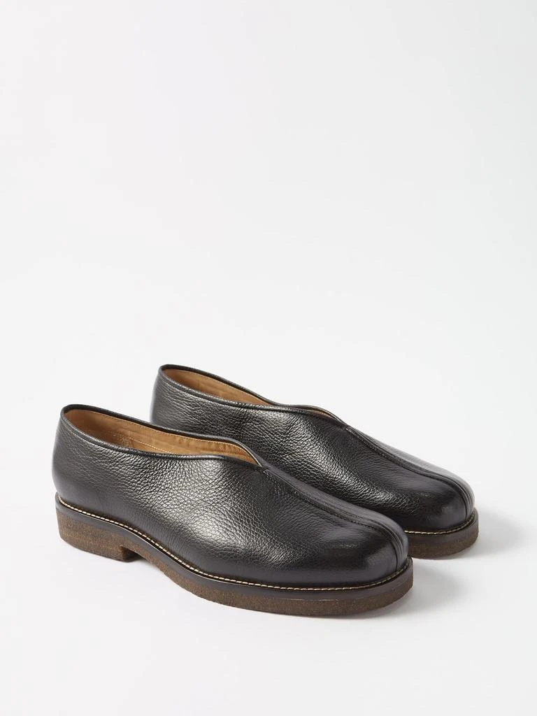 商品Lemaire|Piped leather slip-on shoes,价格¥2551,第5张图片详细描述