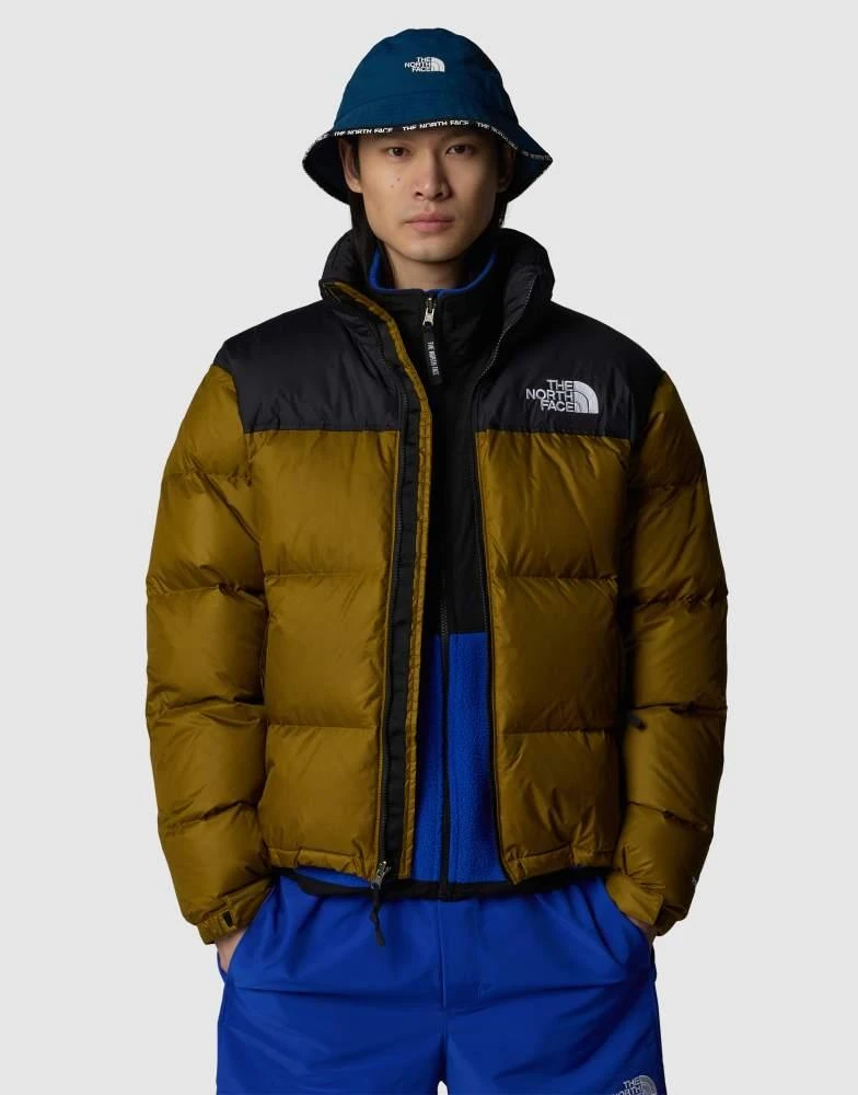 商品The North Face|The North Face M 1996 retro nuptse puffer jacket in green & black,价格¥1896,第1张图片详细描述