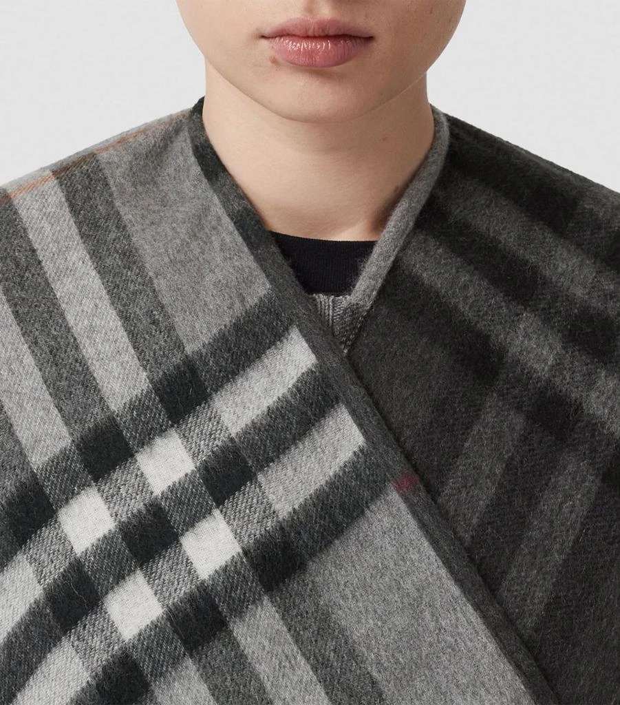 商品Burberry|Wool-Cashmere Check Cape,价格¥9652,第5张图片详细描述