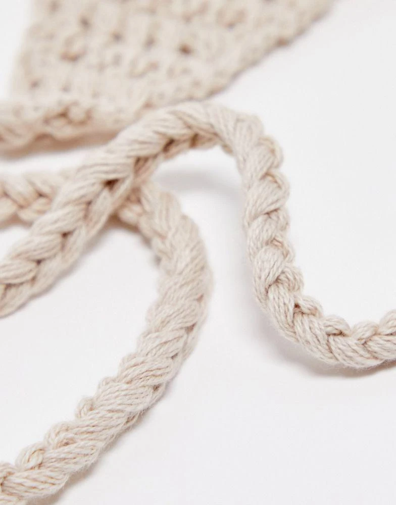 商品COLLUSION|COLLUSION Unisex crochet festival skull cap with tie detail in neutral,价格¥83,第2张图片详细描述