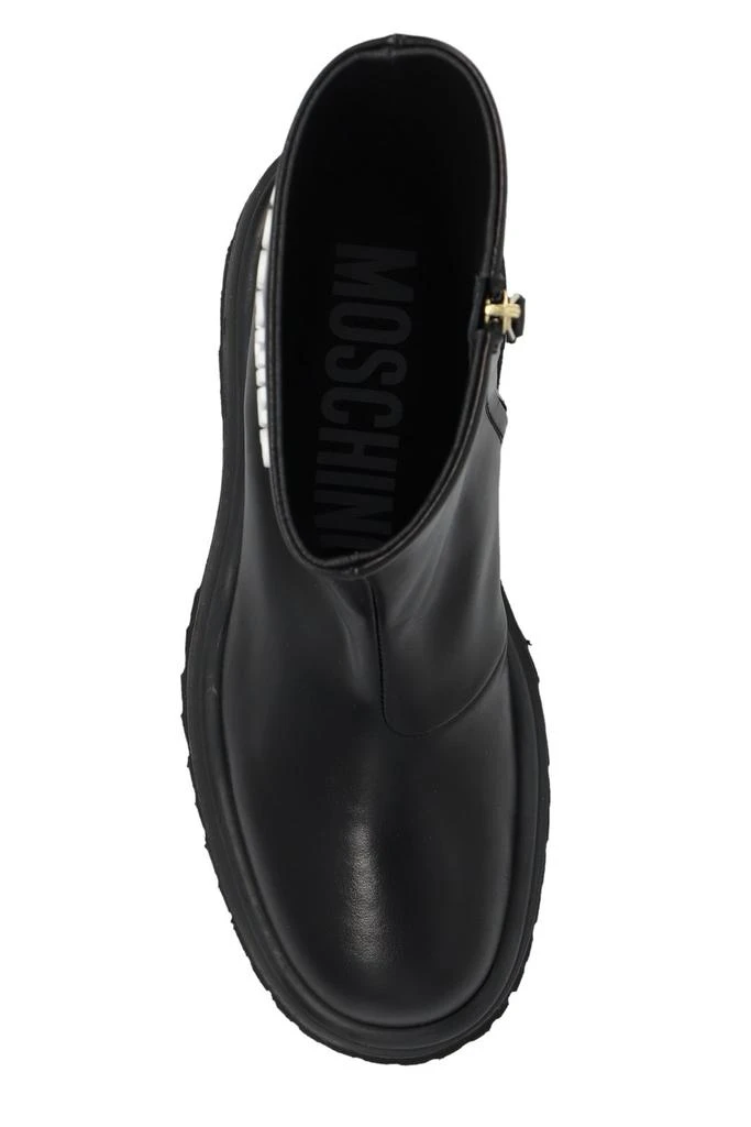 商品Moschino|Moschino Logo Printed Ankle Boots,价格¥3678,第4张图片详细描述