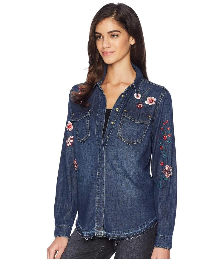 商品Juicy Couture|Denim Hands Off Floral Embellished Shirt,价格¥341,第2张图片详细描述