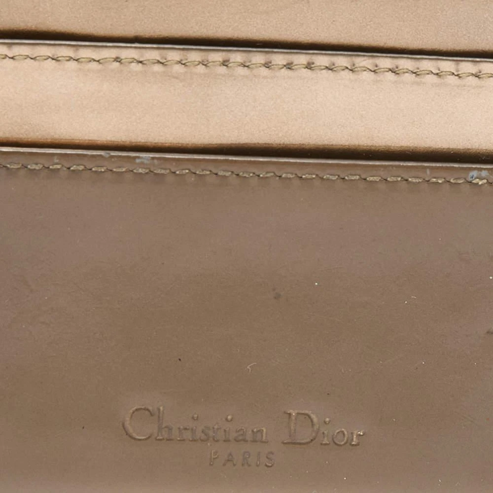 商品[二手商品] Dior|Dior Metallic Gold Micro Cannage Patent Leather Lady Dior Card Holder,价格¥1174,第5张图片详细描述