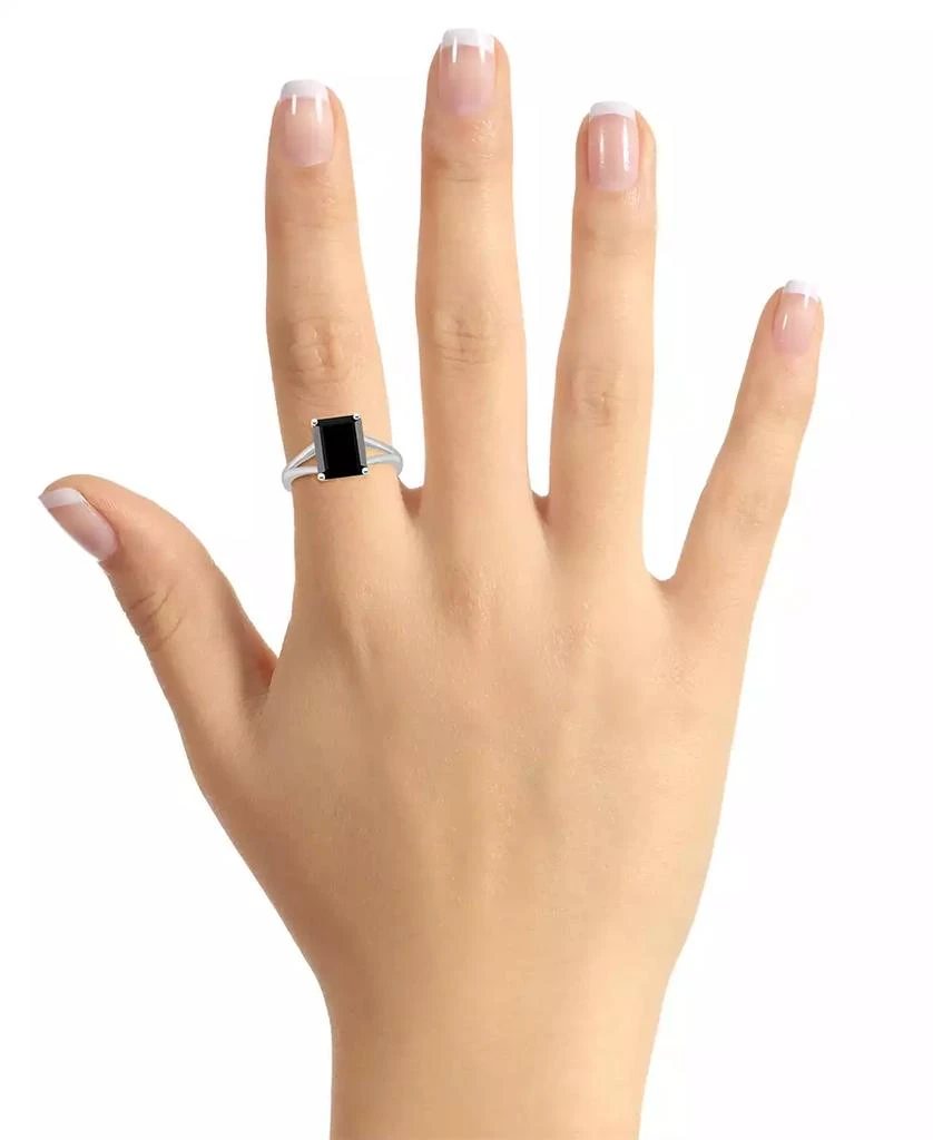 商品Macy's|Onyx Emerald-Cut Split Shank Polished Statement Ring in Sterling Silver,价格¥608,第2张图片详细描述