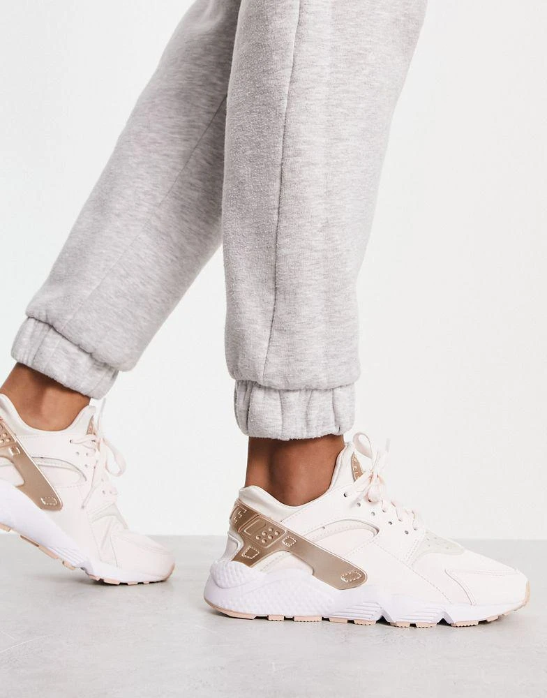 商品NIKE|Nike Air Huarache trainers in soft pink and metallic shimmer,价格¥819,第4张图片详细描述