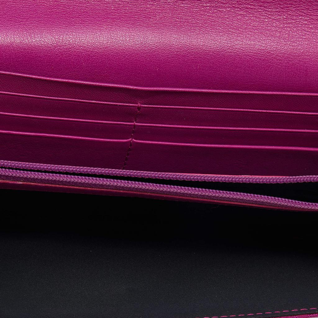 商品[二手商品] Dior|Dior Pink Oblique Canvas and Leather Trim Flap Continental Wallet,价格¥3146,第4张图片详细描述