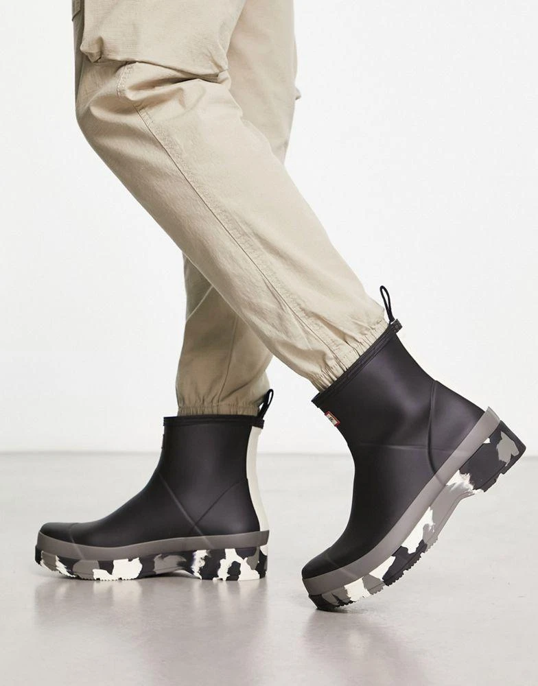 商品Hunter|Hunter play short colour splash sole boots in black,价格¥932,第4张图片详细描述