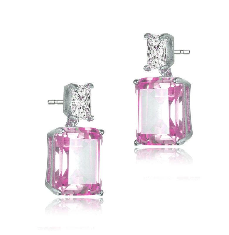 商品Genevive|GENEVIVE Sterling Silver Emerald Cubic Zirconia Rectangle Stud Earrings,价格¥712,第2张图片详细描述
