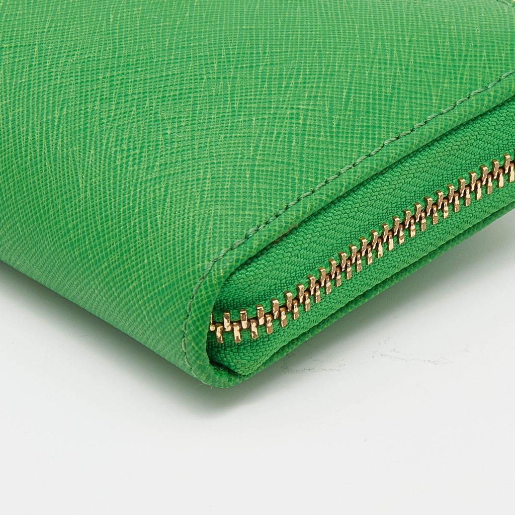 Michael Kors Green Leather Jet Set Zip Around Wristlet Wallet商品第8张图片规格展示