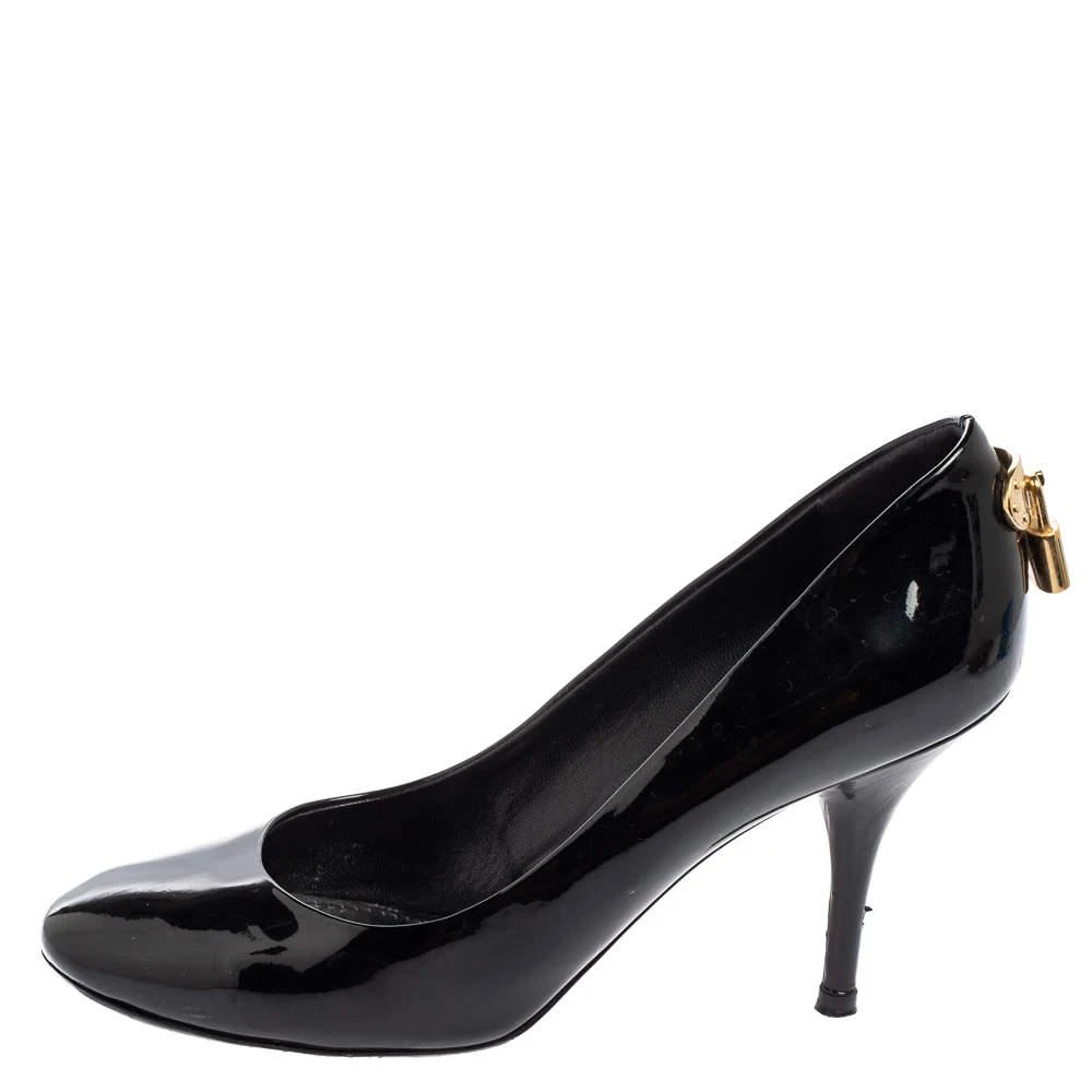 商品[二手商品] Louis Vuitton|Louis Vuitton Black Patent Leather Lock It Pumps Size 37.5,价格¥2348,第2张图片详细描述