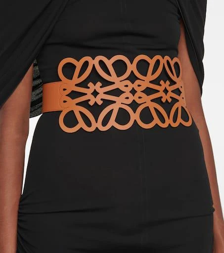 商品Loewe|Anagram cutout leather corset belt,价格¥9351,第2张图片详细描述