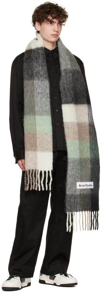 商品Acne Studios|Black Mohair Check Scarf,价格¥1629,第2张图片详细描述