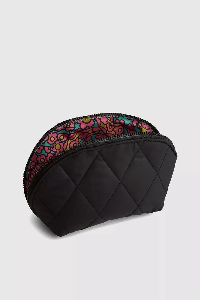 商品Vera Bradley|Vera Bradley Quilted Nylon Mini Dome Cosmetic Bag,价格¥185,第2张图片详细描述