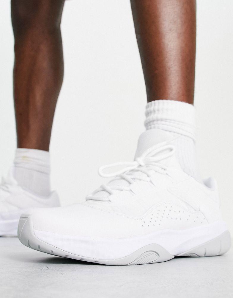 商品Jordan|Nike Jordan Air Jordan 11 CMFT low trainers in triple white,价格¥985,第5张图片详细描述