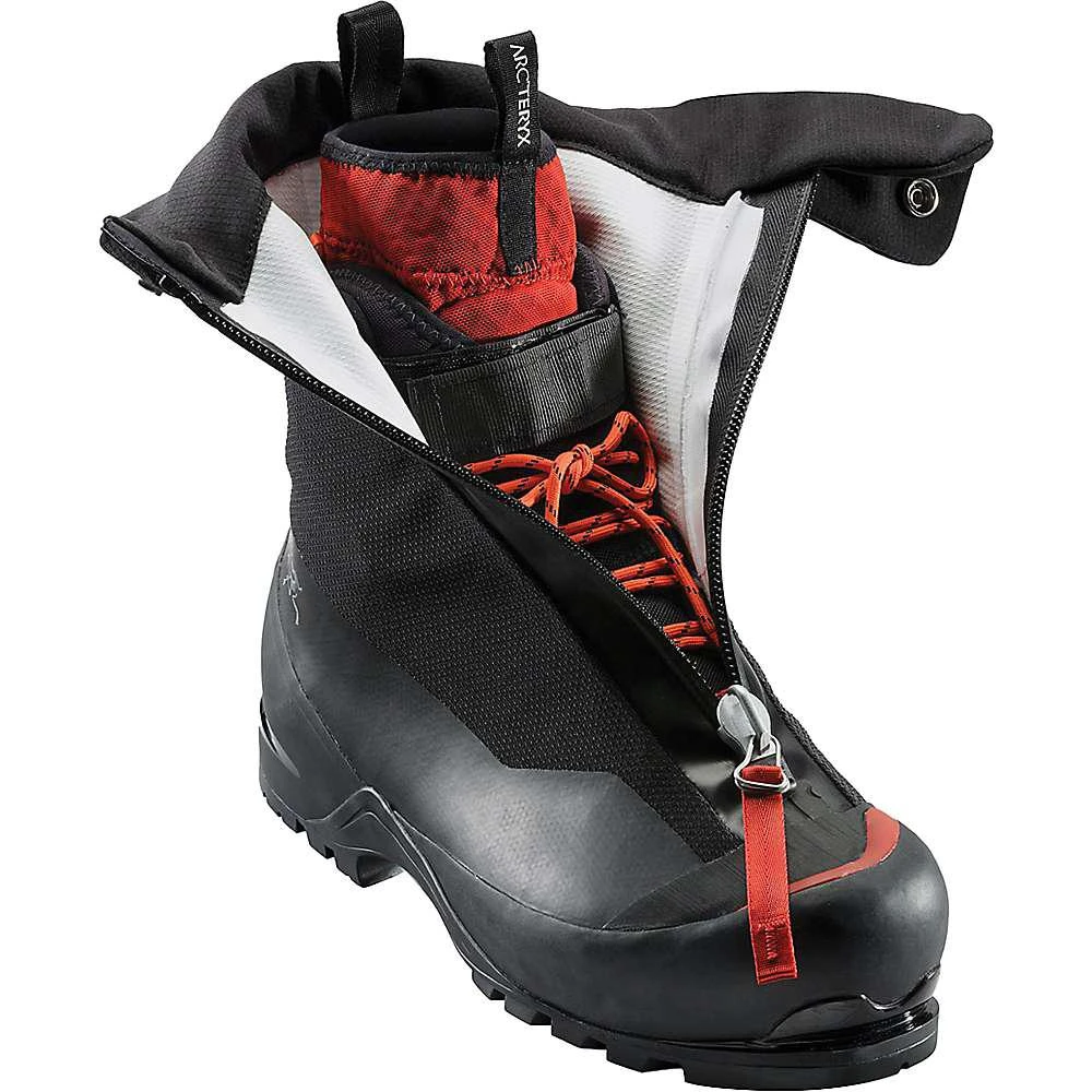 商品Arc'teryx|Arcteryx Men's Acrux AR Mountaineering Boot,价格¥6130,第3张图片详细描述