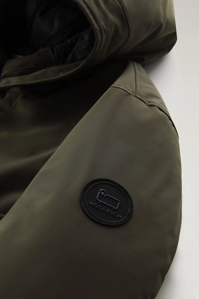 商品Woolrich|Arctic Parka in Stretch Nylon - Men - Blue,价格¥5484,第3张图片详细描述