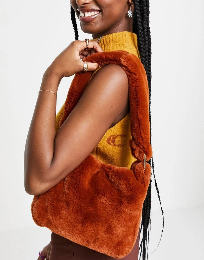 商品ASOS|ASOS DESIGN 90s shoulder bag in brown faux fur ,价格¥85,第1张图片