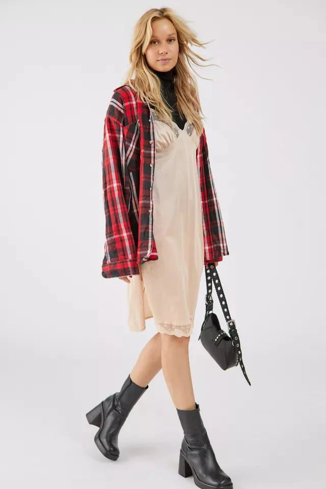 商品Urban Renewal|Urban Renewal Vintage Punk Princess Flannel Shirt, Turtleneck Top & Slip Dress 3-Piece Set,价格¥112,第5张图片详细描述