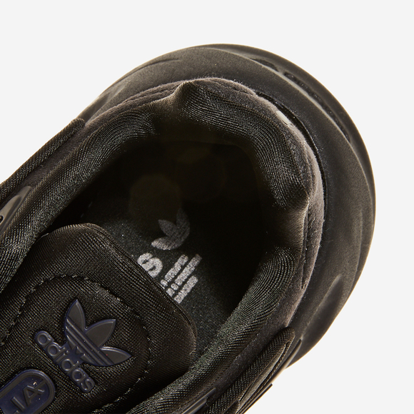 【Brilliant|包邮包税】阿迪达斯 OZELIA  运动鞋 SNEAKERS  H04250 CBLACK/CBLACK/CARBON商品第8张图片规格展示
