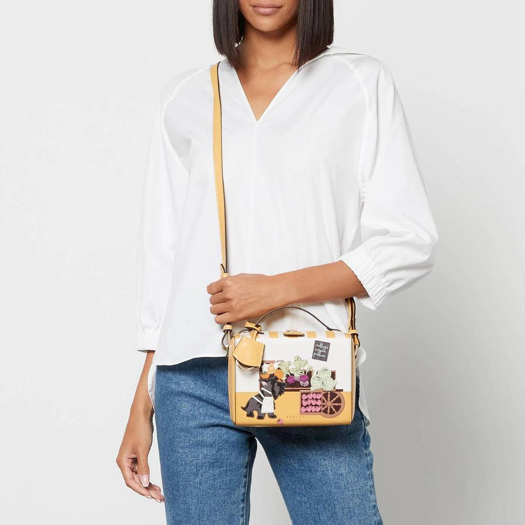 商品Radley|Radley Women's Lovely Jubbly Small Grab Multiway Bag - Golden Harvest,价格¥1413,第2张图片详细描述