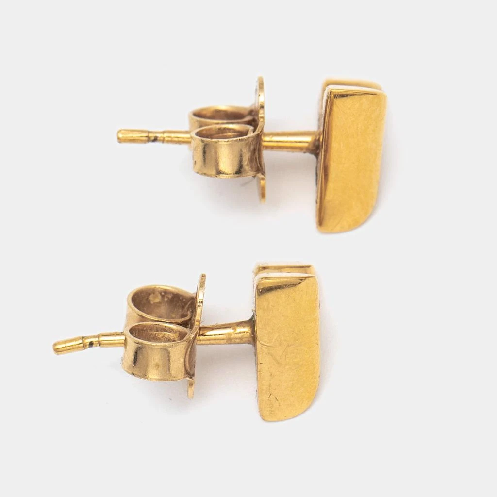 商品[二手商品] Louis Vuitton|Louis Vuitton Essential V Gold Tone Stud Earrings,价格¥1250,第2张图片详细描述