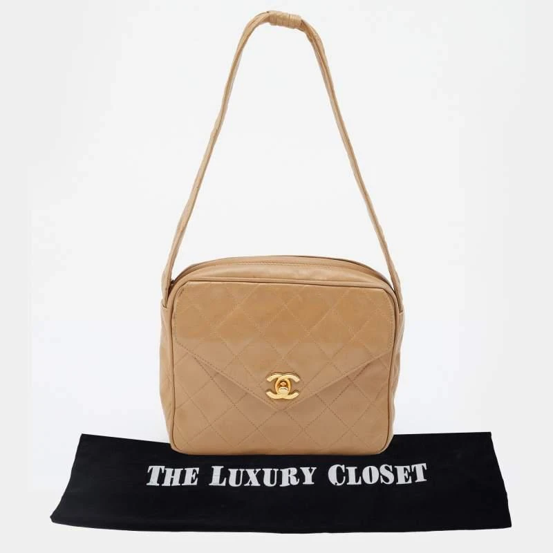 Chanel Beige Quilted Leather Vintage Camera Bag 商品
