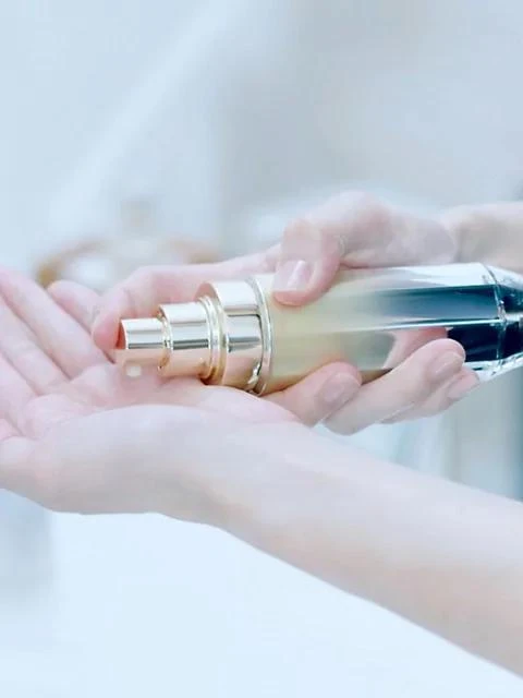 商品Cle de Peau|Firming Serum Supreme,价格¥2361,第5张图片详细描述