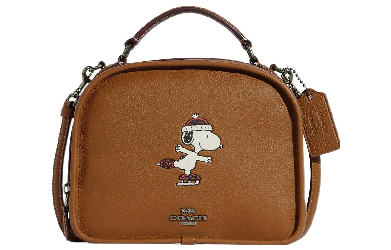 商品[国内直发] Coach|蔻驰 x Peanuts Snoopy 联名款 Lunch Pail 22 拉链开合Snoopy印花 鹅卵石皮革 手提单肩斜挎包 小号 女款 棕色,价格¥1988,第1张图片