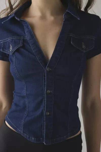 商品BDG|BDG Polly Denim Slim Short Sleeve Button-Up Shirt,价格¥367,第2张图片详细描述