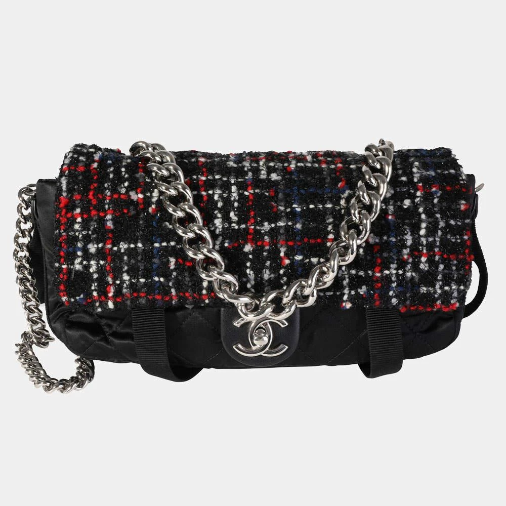 商品[二手商品] Chanel|Chanel Black Tweed/Nylon Astronaut Essentials Flap Shoulder Bag,价格¥25175,第1张图片