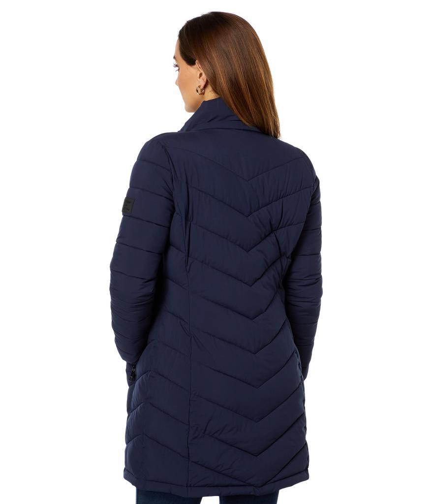 商品Calvin Klein|Walker Lightweight Puffer,价格¥1651,第6张图片详细描述