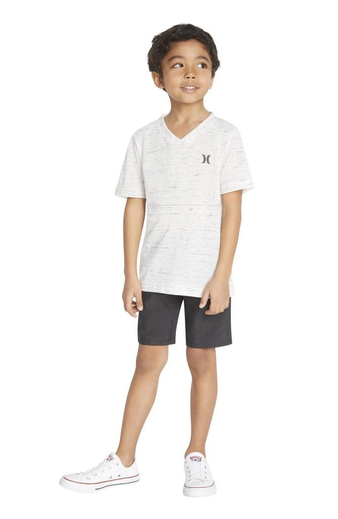 商品Hurley|Kids' Cloud Slub Staple V-Neck T-Shirt,价格¥98,第4张图片详细描述