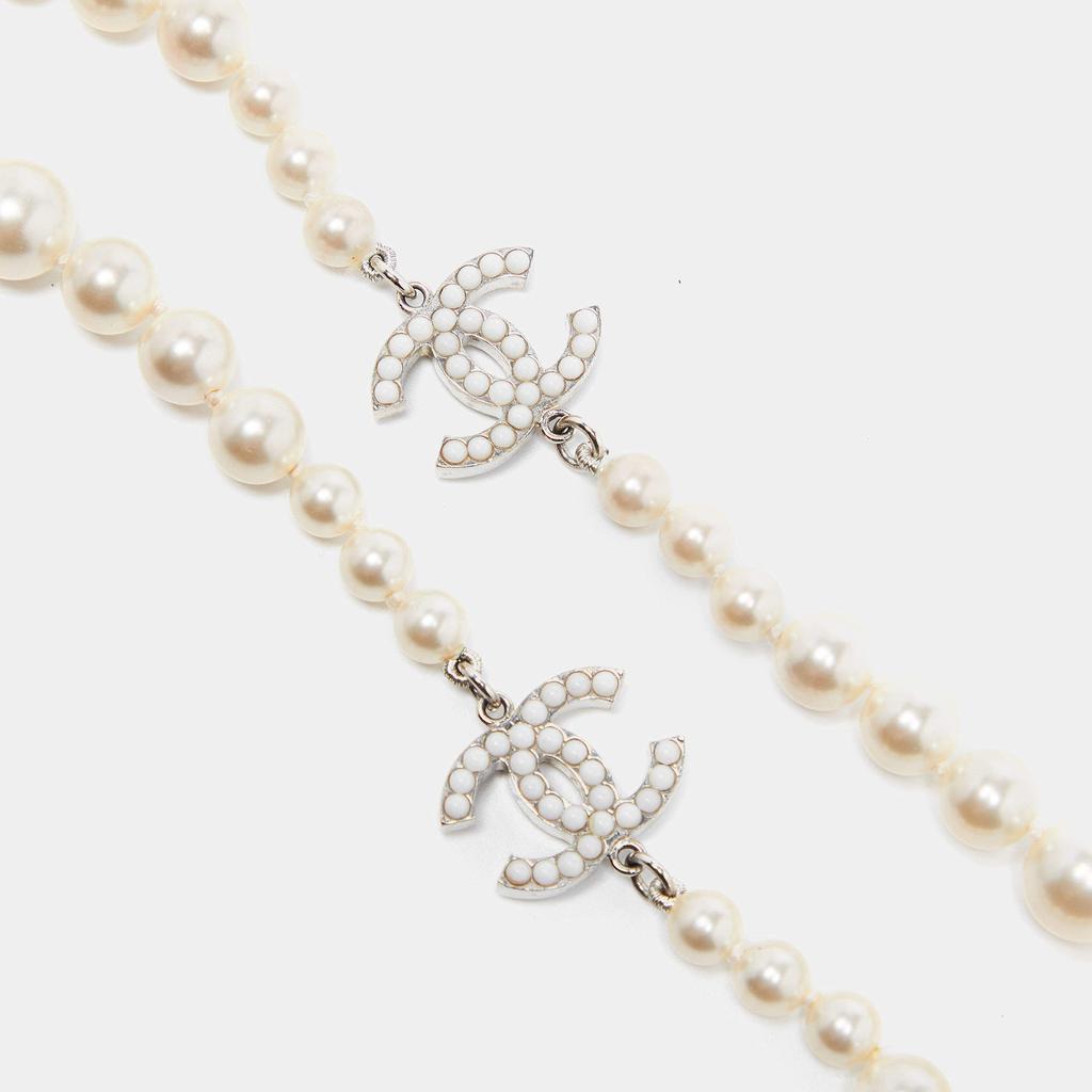 Chanel Silver Tone Graduated Faux Pearl CC Charm Necklace商品第3张图片规格展示