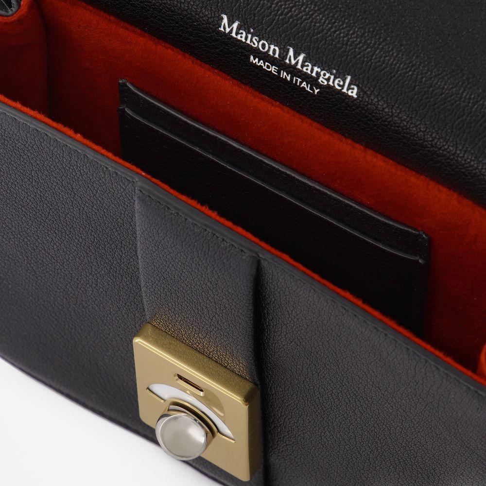 商品MAISON MARGIELA|New Lock Square in Black Leather,价格¥17536,第6张图片详细描述