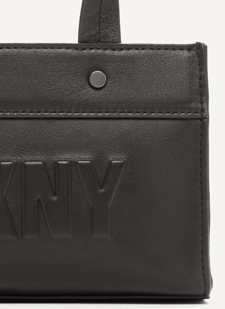 商品DKNY|Globalist Micro Book Tote,价格¥1482,第7张图片详细描述