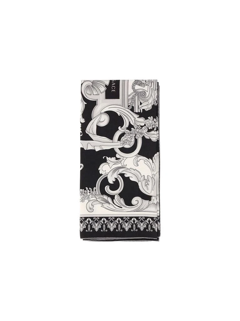 商品Versace|Versace Women's Black Other Materials Scarf,价格¥4052,第1张图片