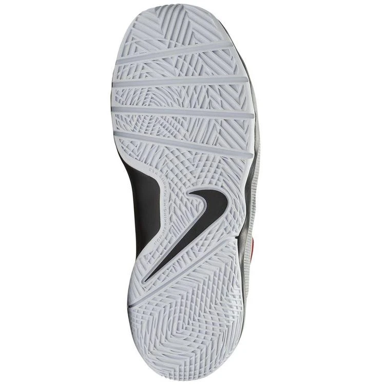 商品NIKE|Little Boys' Team Hustle Quick Basketball Sneakers from Finish Line,价格¥297,第3张图片详细描述