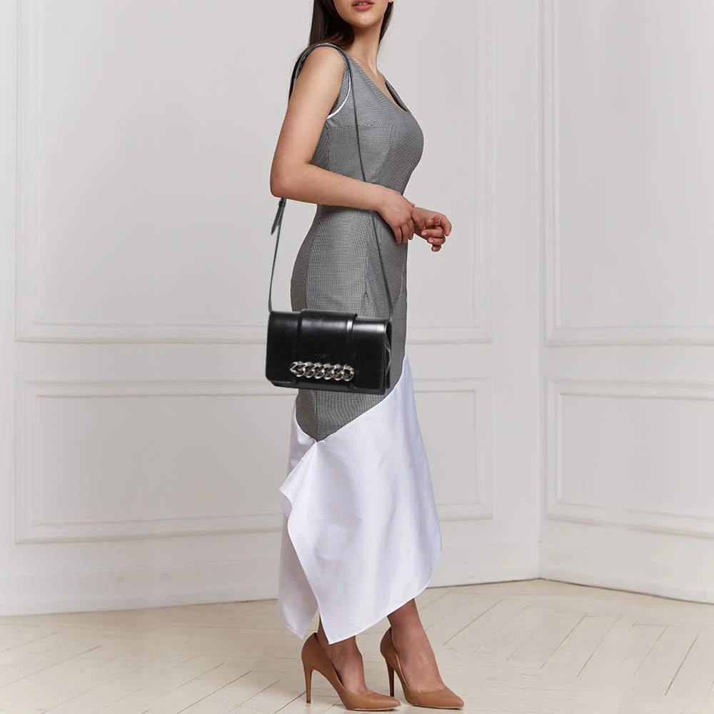 商品[二手商品] Givenchy|Givenchy Black Leather Small Infinity Shoulder Bag,价格¥5553,第2张图片详细描述