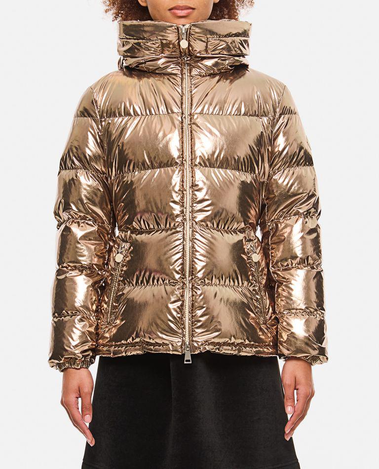 63a37e65-ba45-39e2-8be9-