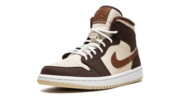 商品Jordan|WMNS Air Jordan 1 MID SE,价格¥1495-¥2690,第5张图片详细描述