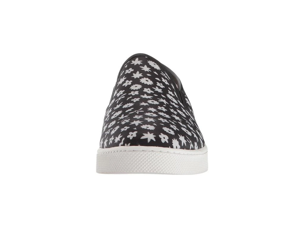 C117 Slip-On Sneaker 商品