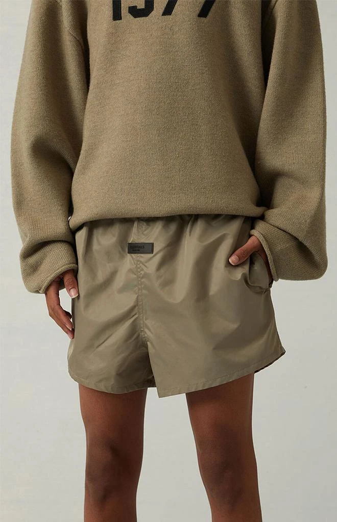 商品Essentials|男女同款 灰褐色跑步短裤,价格¥211,第5张图片详细描述