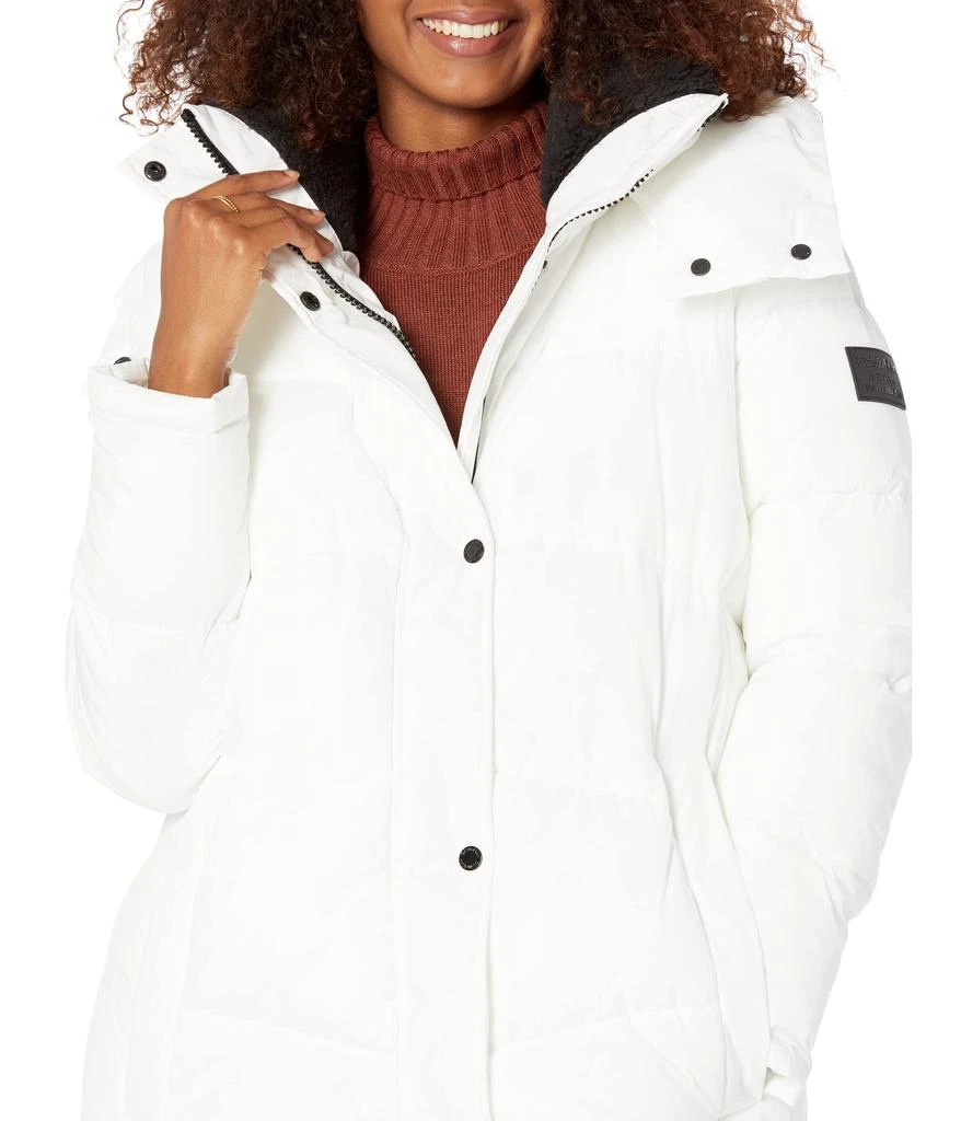 商品Calvin Klein|A-Line Stretch Puffer,价格¥1429,第3张图片详细描述