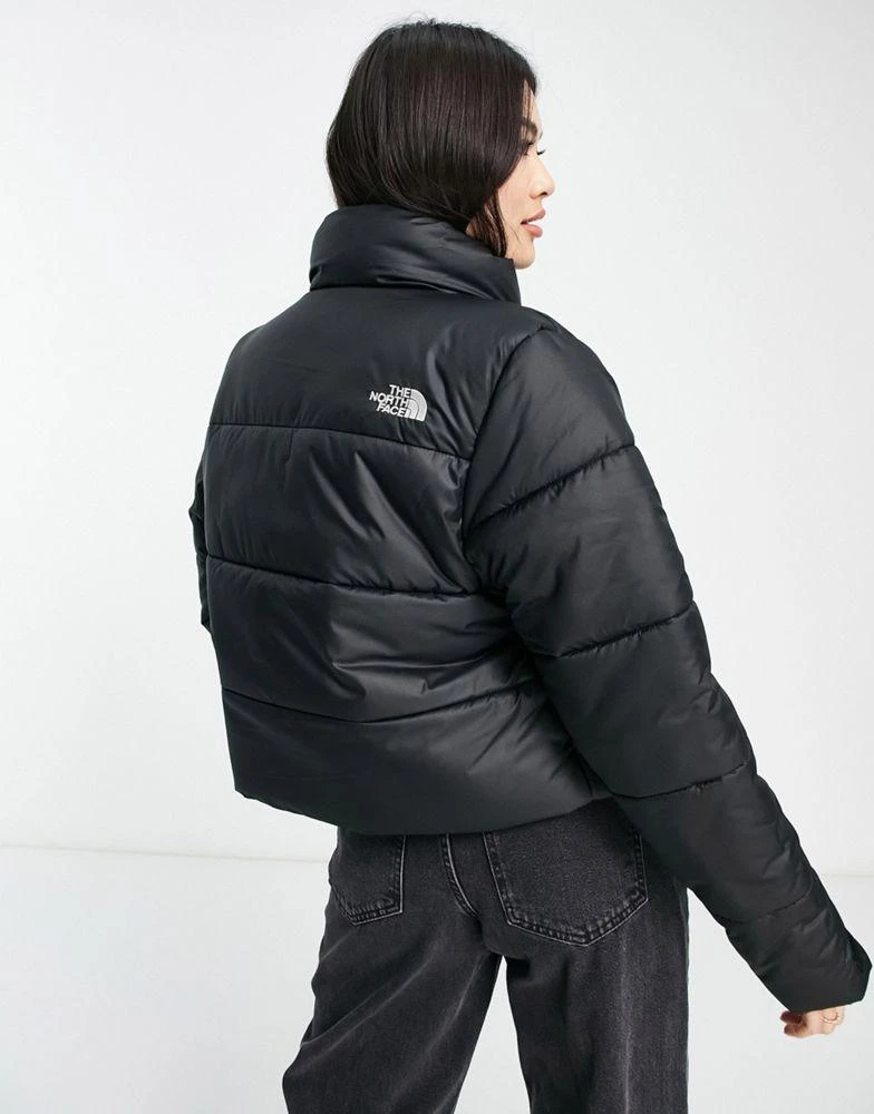 商品The North Face|The North Face Saikuru cropped puffer jacket in black Exclusive at ASOS,价格¥1498,第2张图片详细描述