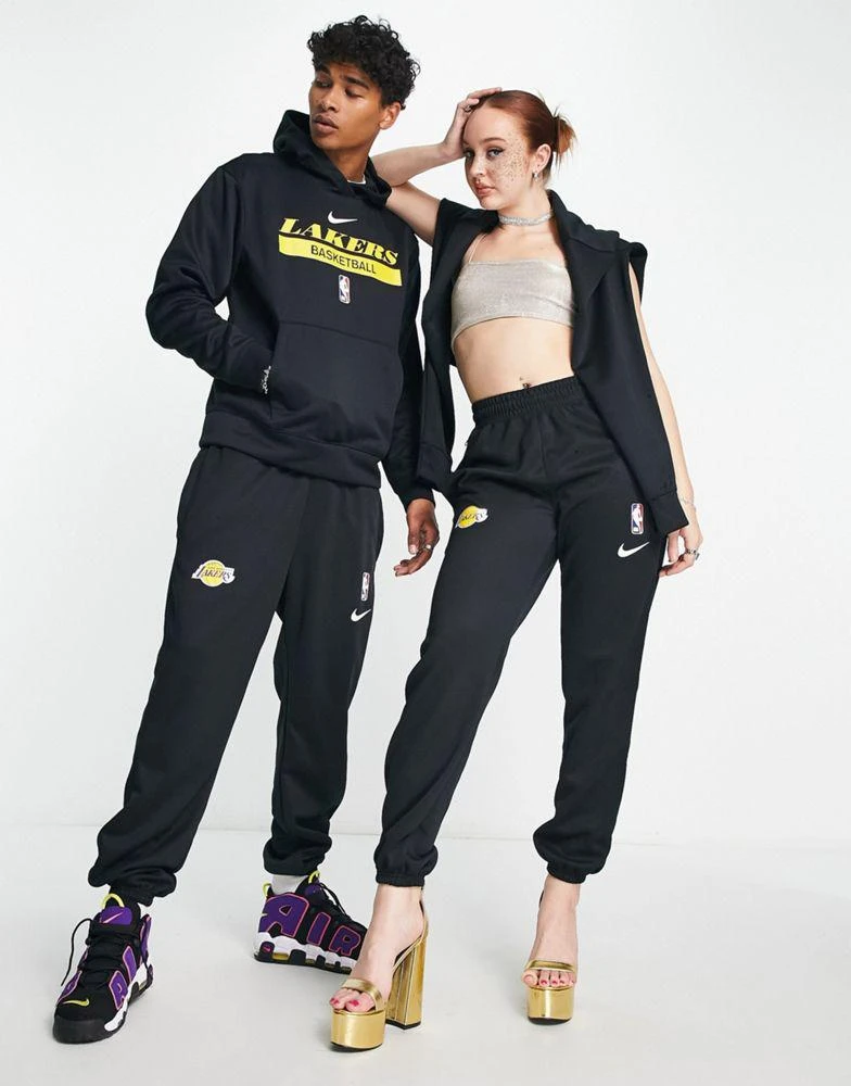 商品NIKE|Nike Basketball NBA LA Lakers Spotlight joggers in black,价格¥354,第1张图片