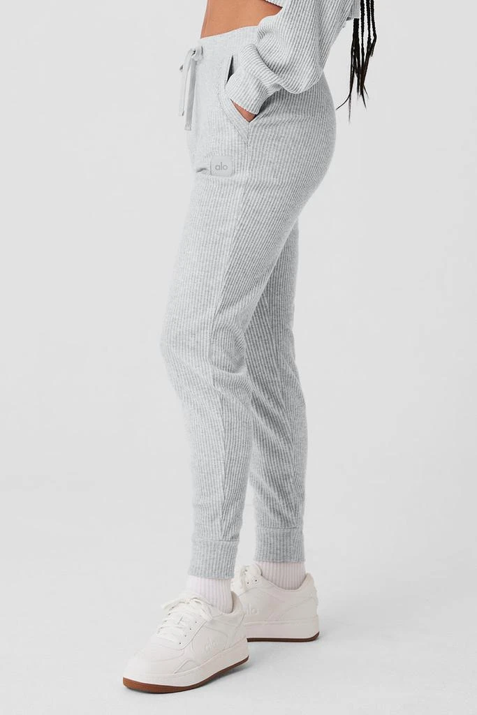 商品Alo|Muse Sweatpant - Athletic Heather Grey,价格¥805,第3张图片详细描述