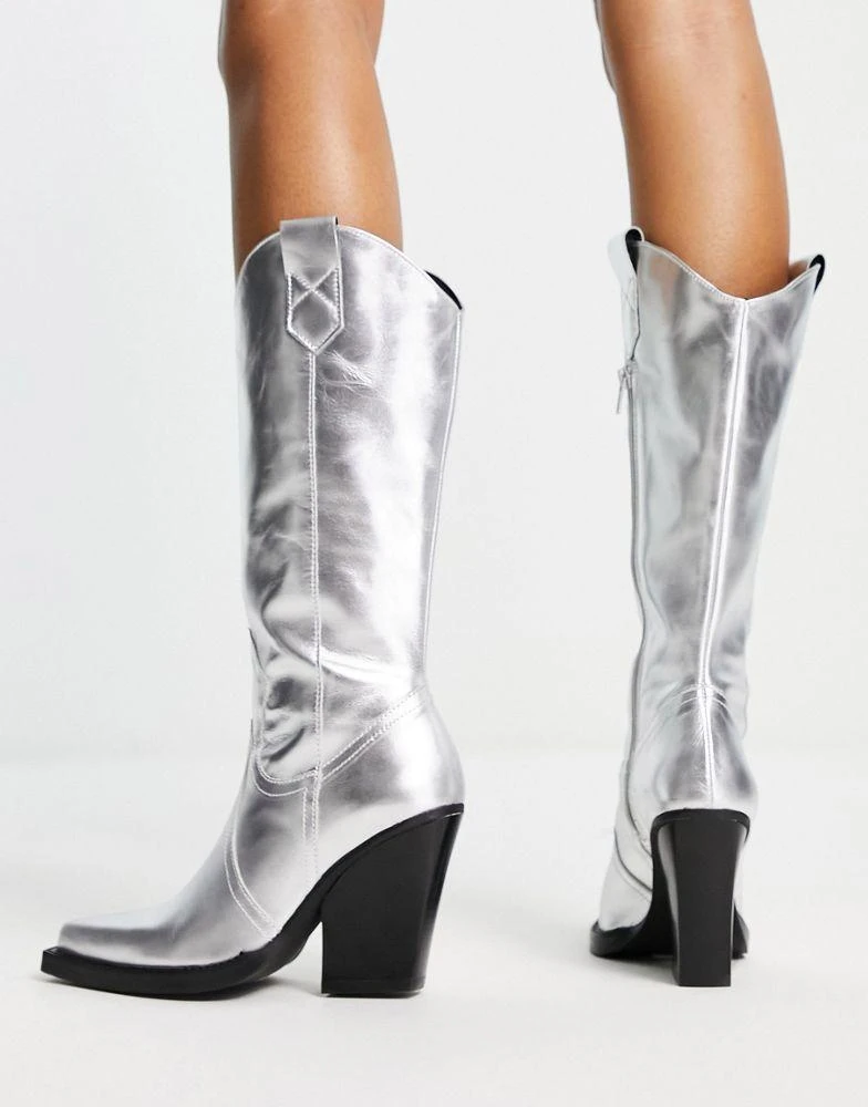 商品ASOS|ASOS DESIGN Camouflage premium leather western knee boots in silver,价格¥1208,第2张图片详细描述