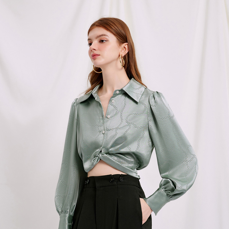 Briella青瓷色缎面链条印花衬衫 | Briella Blouse - Sage商品第3张图片规格展示